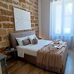 Mr White's House *