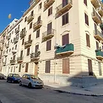 Mr White's House Palermo